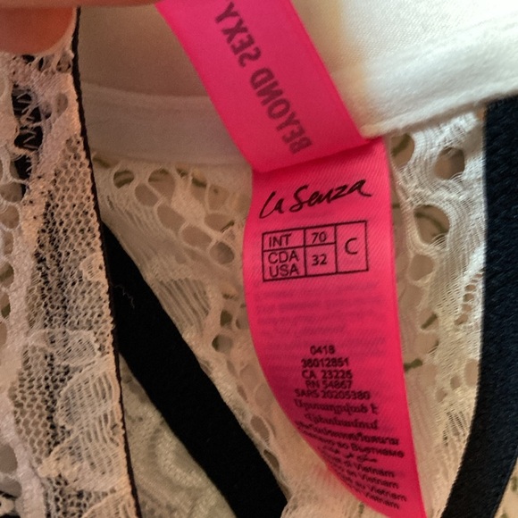 2 for $25 La Senza beige bra 32C - Picture 6 of 8